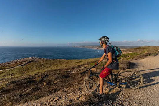Carrapateira mountain bike premium con noleggio full suspension
