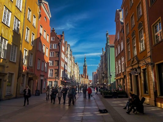 Cidade particular de Gdansk destaca passeio em carro elétrico