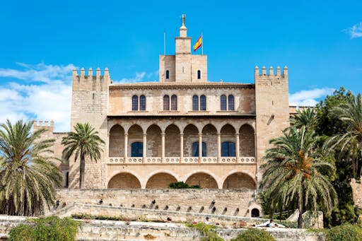 Palma Walking Tour and Boat Cruise