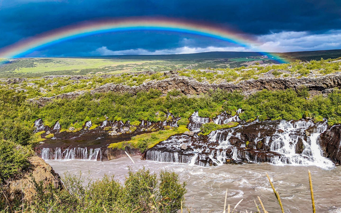 Visite de l'ouest de l'Islande avec visite de la grotte de lave et du spa Krauma