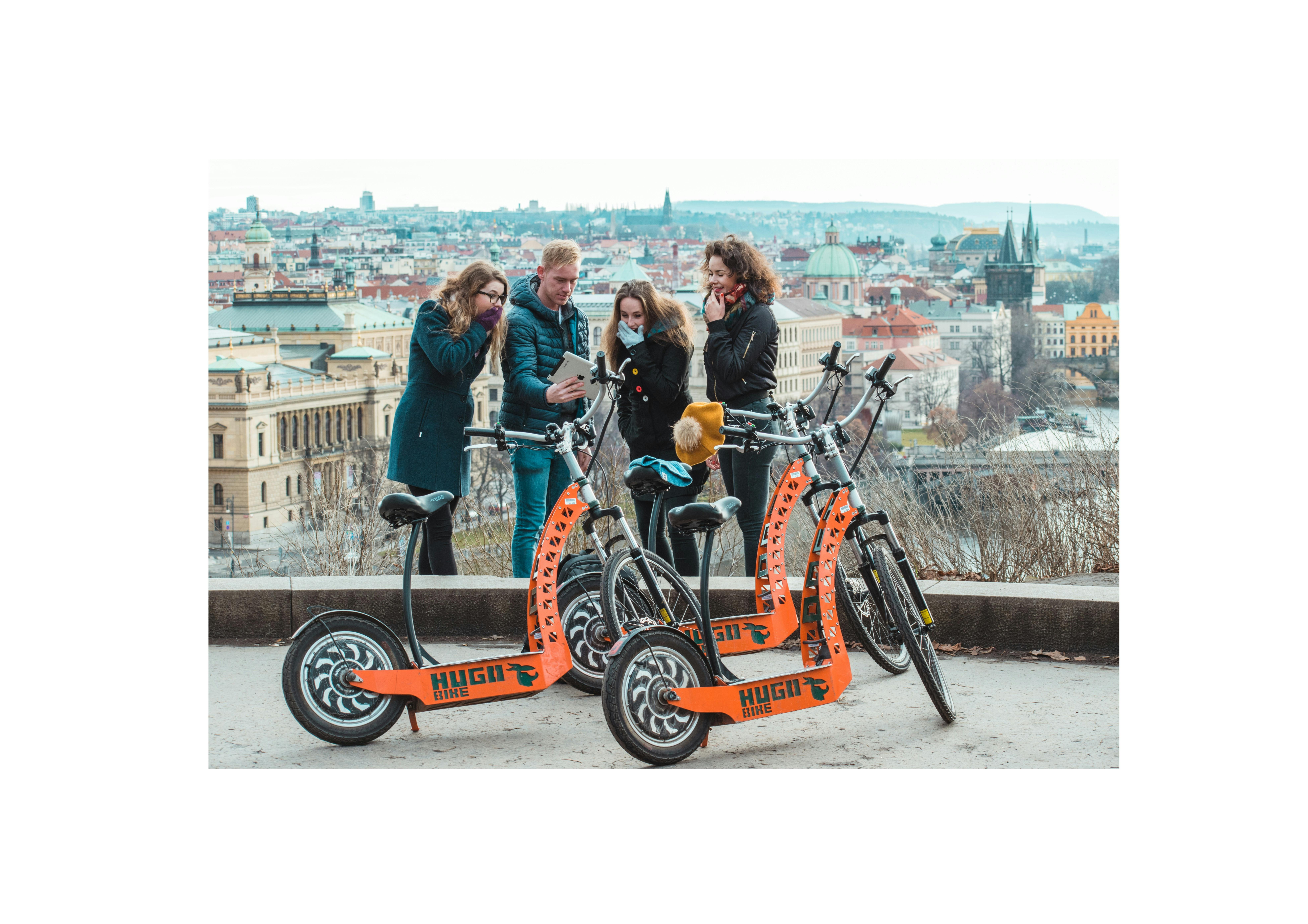 Private e-scooter viewpoints tour of Prague with pickup
