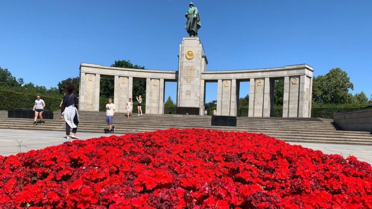 Reichstag battlefield walking tour