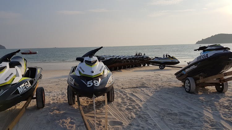 Jet Ski Island hopping off Langkawi