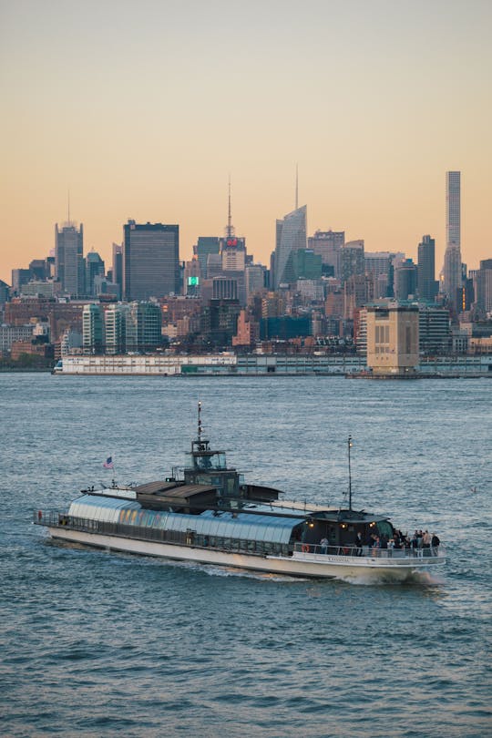 Bateaux New York Bottomless Mimosa Brunch Cruise