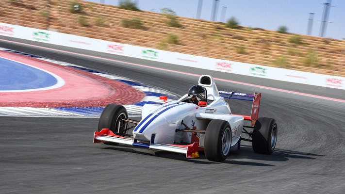 Scopri l'esperienza di guida Formula DXB Max