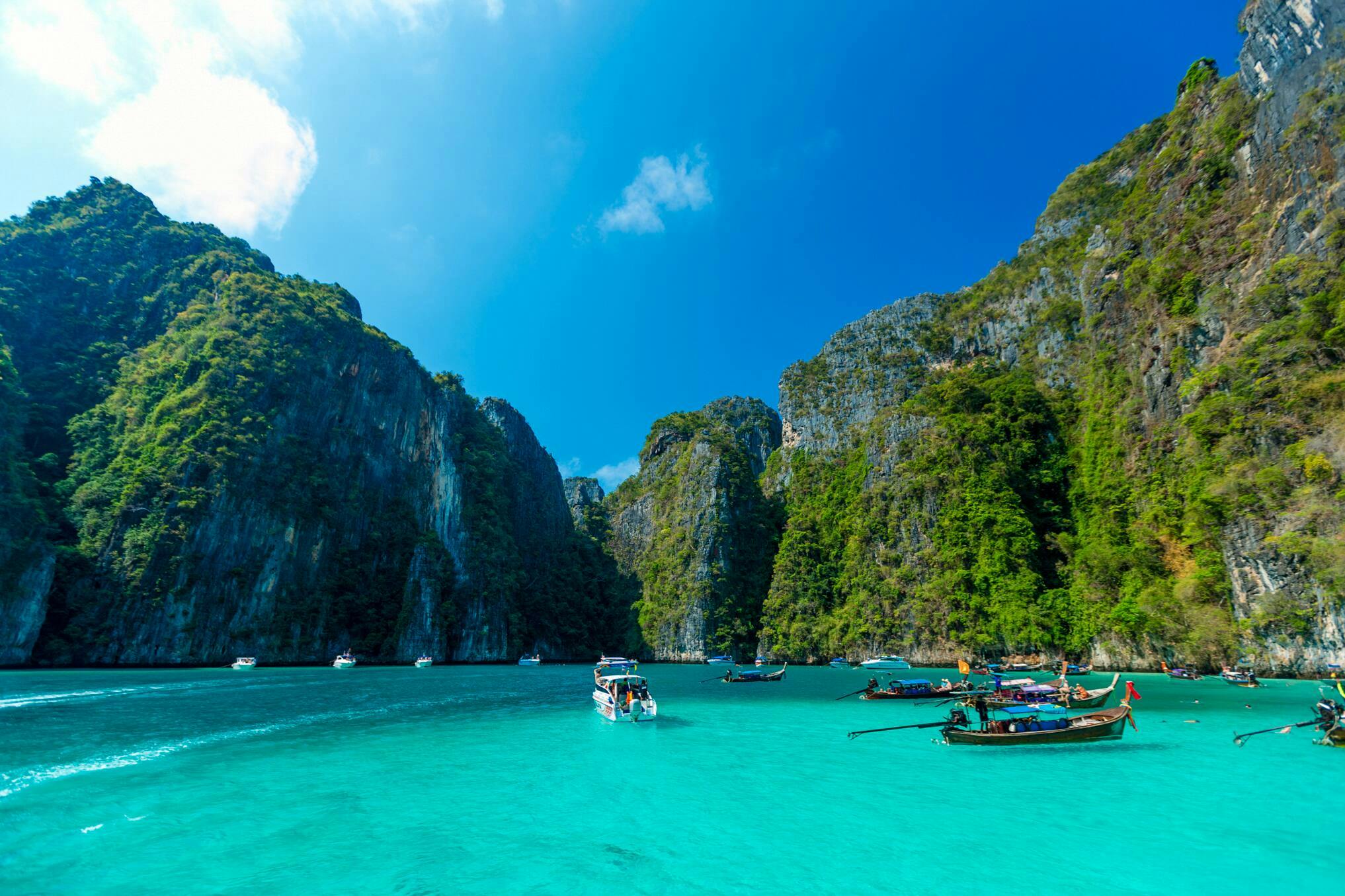 Phi Phi Islands & Pileh Lagoon Speedboat Tour