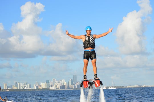 Experiencia de flyboarding en Miami