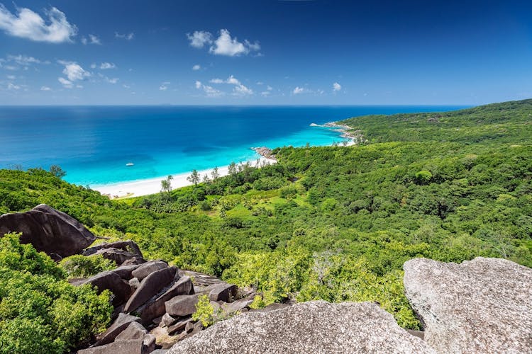 Praslin island private full-day tour