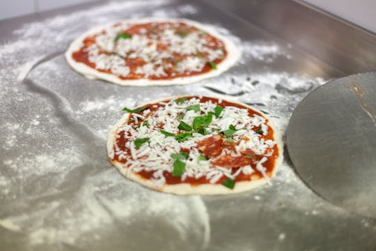 Aula particular de fabricação de gelato e pizza em Milão
