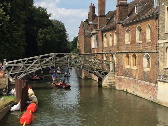 The best spies walking tour in Cambridge