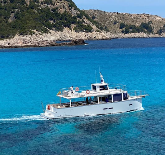 Mallorca Dreams Boat Tour with Transfer