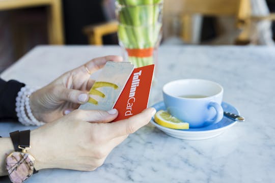 Tallinn Card PLUS - free museums, city tour and public transport