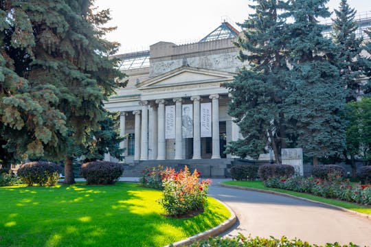 Guided tour to the Pushkin State Museum of Fine Arts in Moscow