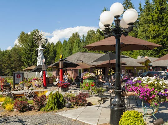 Enjoy the Hurray For Hollywood wine pass of Woodinville