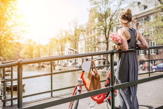 Romantische begeleide wandeling in Amsterdam
