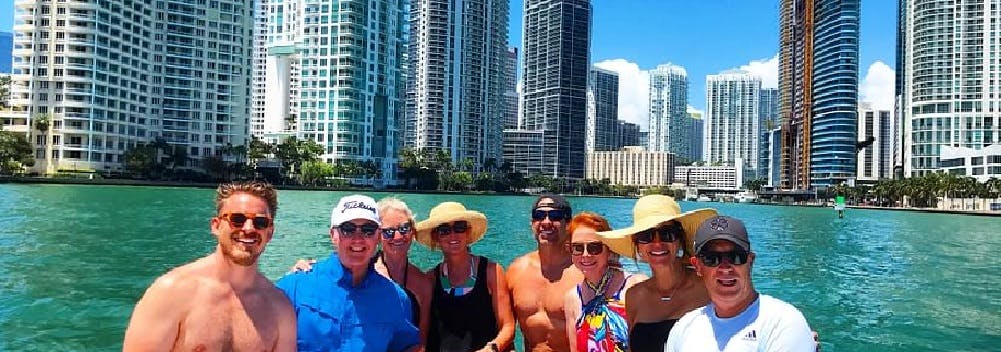 Halbtägiger privater Bootscharter mit Kapitän in Miami
