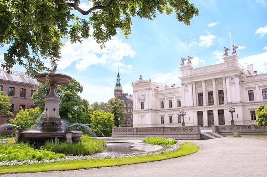 Discover the love stories of Lund on a guided walking tour