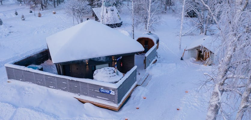 Esperienza di sauna in riva al lago e bagno artico a Rovaniemi