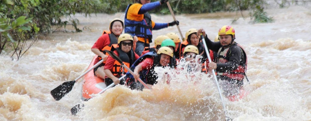 Rafting en aguas bravas de Nam Keg