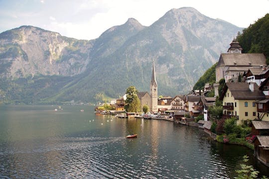 Love stories of Hallstatt guided tour