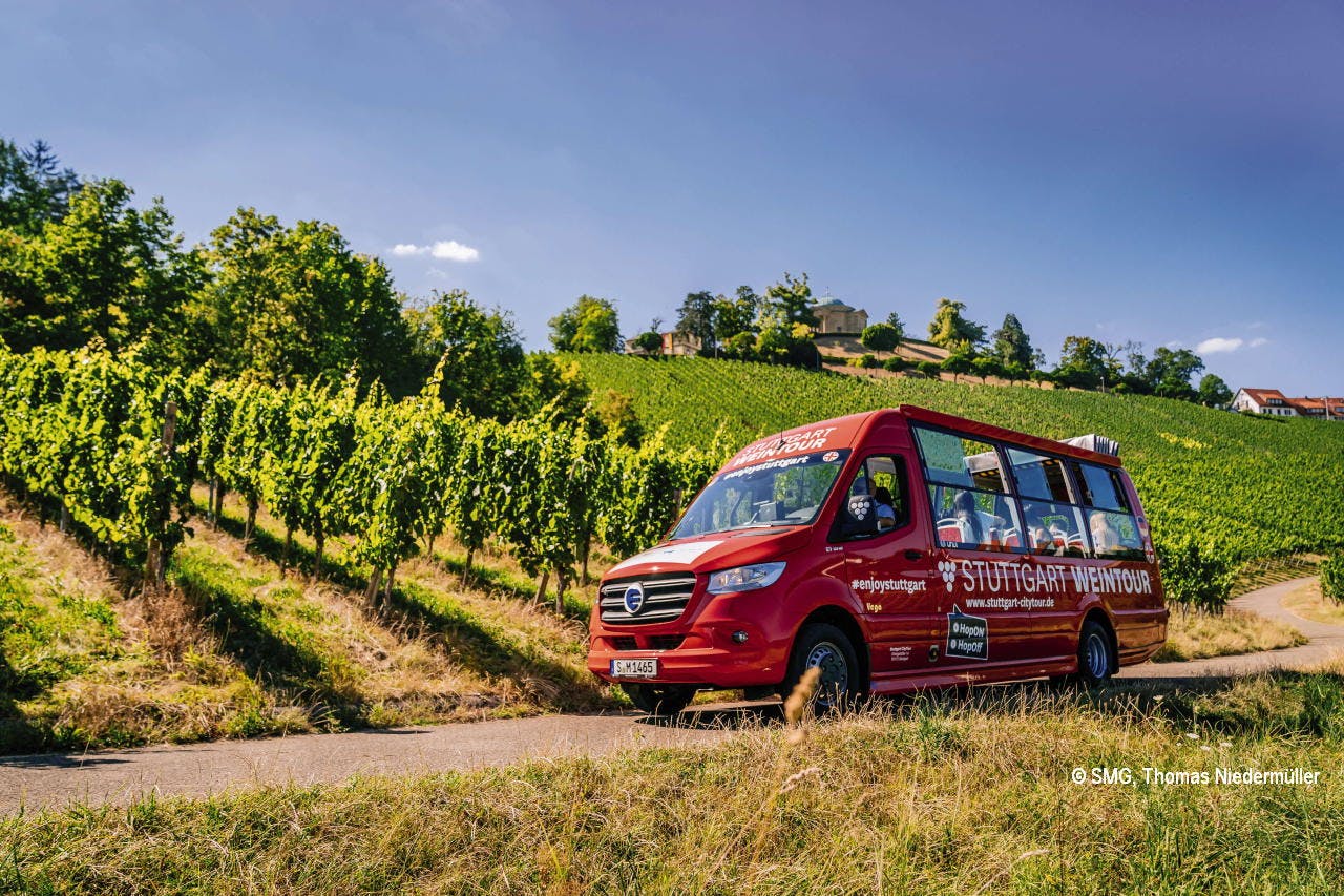 24-godzinna wycieczka autobusowa hop-on hop-off po Stuttgarcie - trasa niebieska i wino