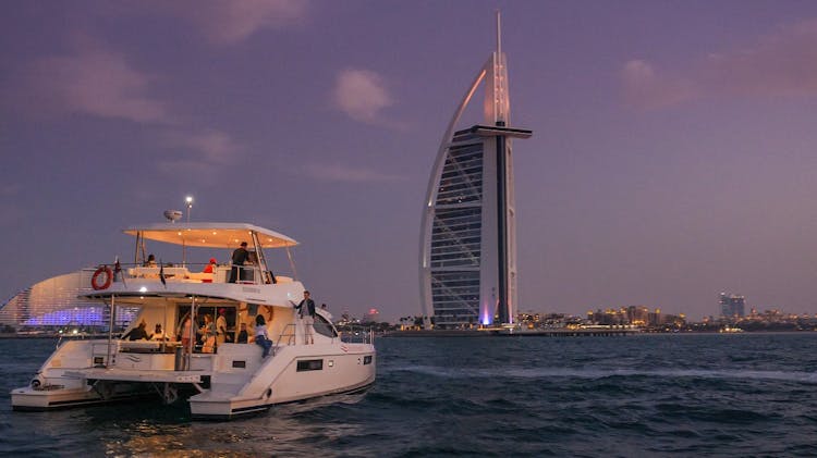 Dubai Marina 2-hour morning or moonlight yacht tour