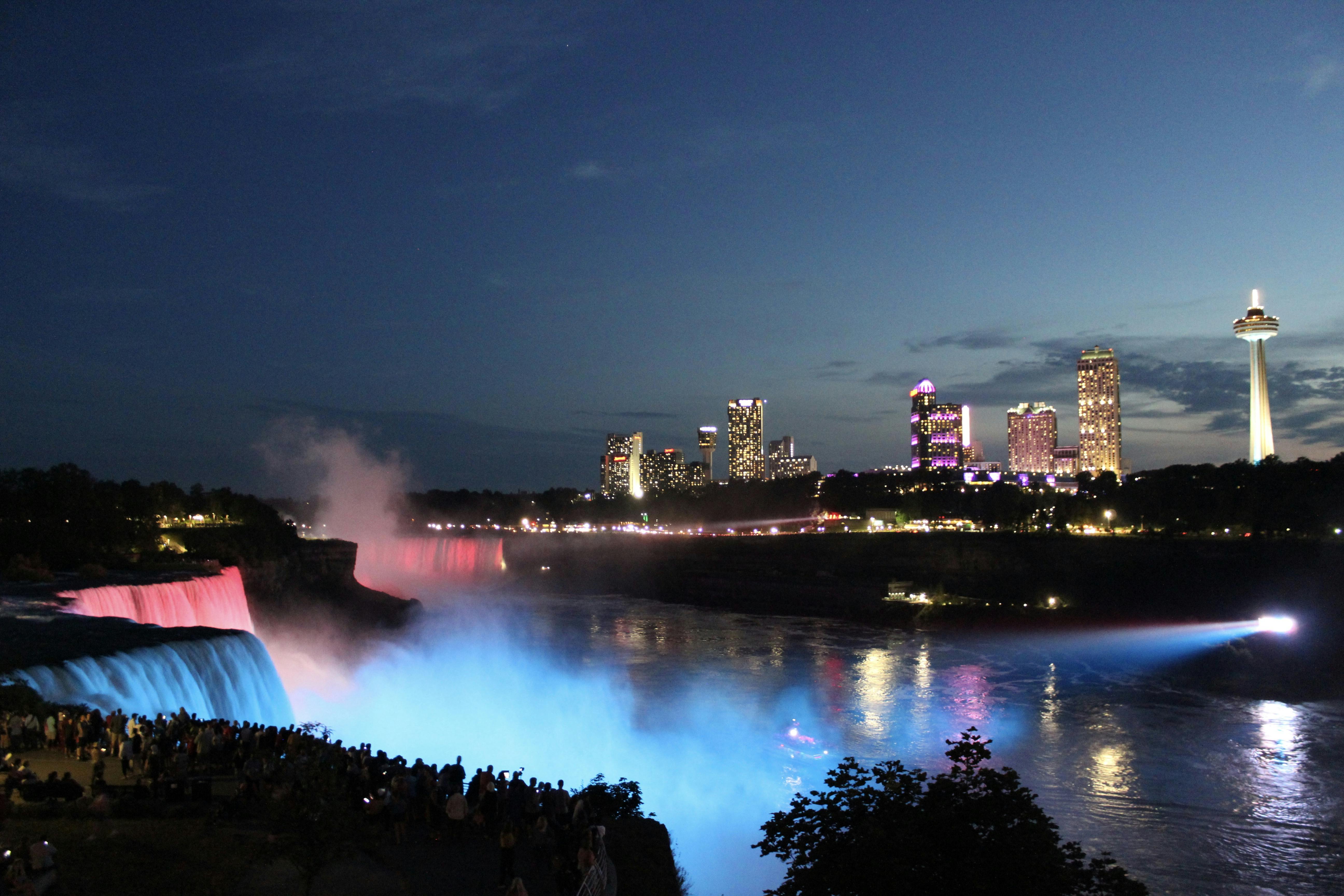 Private day trip to Niagara Falls from New York City