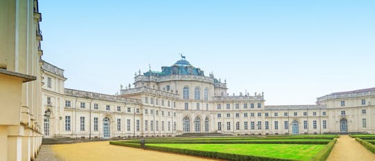 Bike tour from Turin to Stupinigi among parks and UNESCO sites