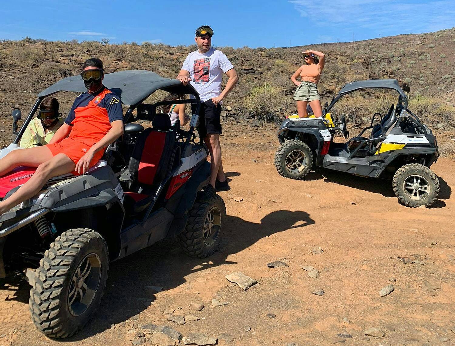 Crucero en catamarán Supercat Premium y excursión en buggy todoterreno