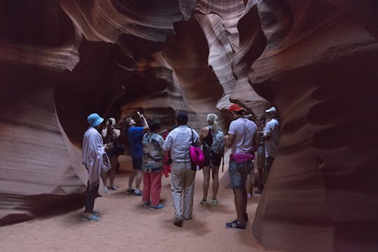 Antelope Canyon and Horseshoe Bend tour from Las Vegas