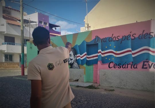 Santa Maria Street Art Walking Tour with Tapas