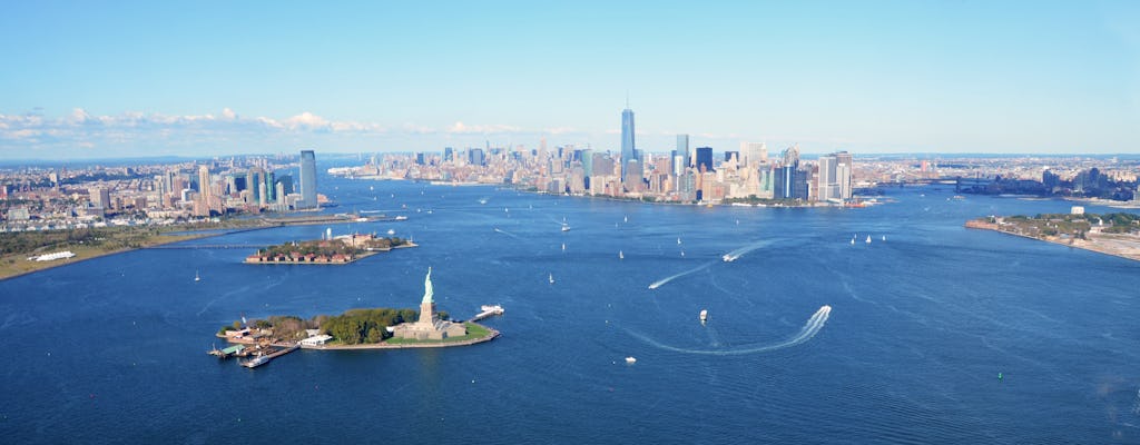 Cruzeiro de happy hour pela Estátua da Liberdade, pela Ilha Ellis e pela Ponte do Brooklyn