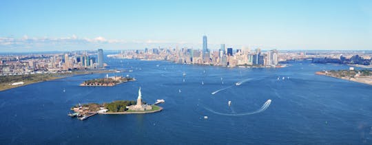 Statue of Liberty, Ellis Island, and Brooklyn Bridge Happy Hour Cruise