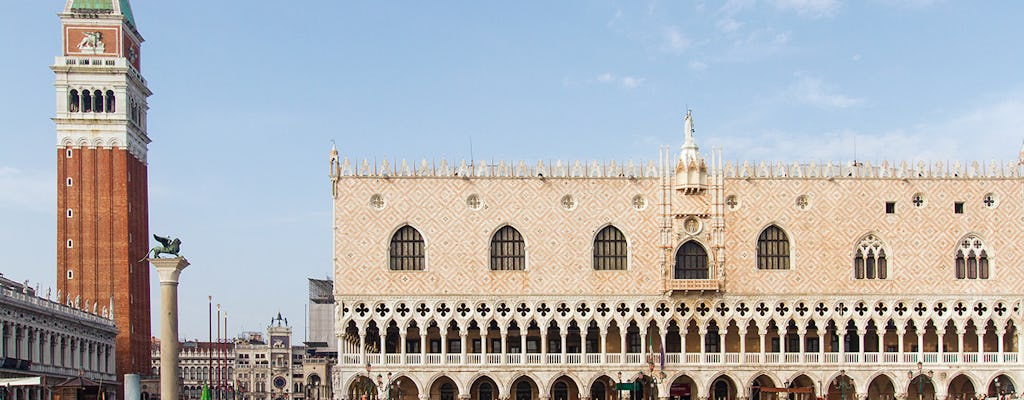 Venecia en un día con Basílica de San Marcos, Palacio Ducal y paseo en góndola