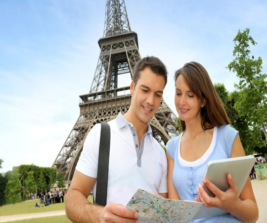 Love stories of Paris guided tour