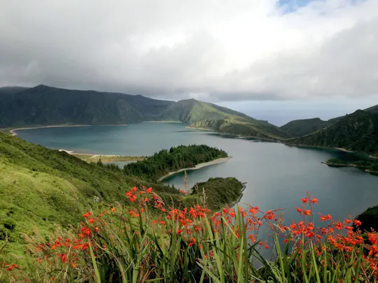 Escursione di mezza giornata in 4x4 alla Lagoa do Fogo