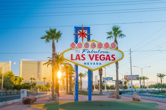 Best of Las Vegas highlights walking tour