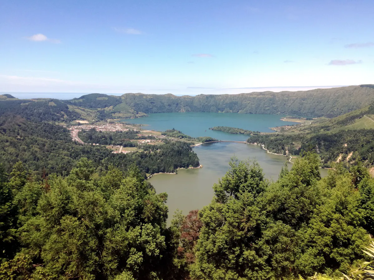 Sete Cidades Minivan Tour with Pineapple Plantation