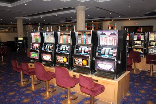Casino Dinner and Dancing Show