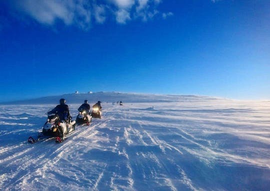 Safari en moto de nieve de Levi a Kumputunturi cayó