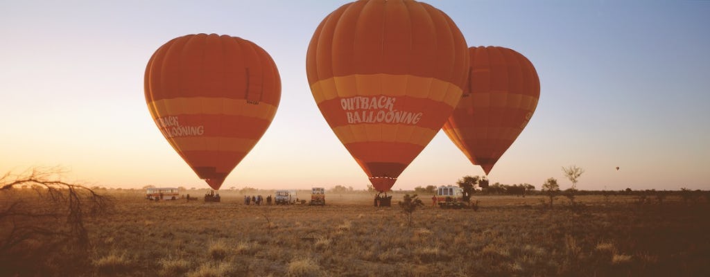 30 minute early morning hot-air balloon flight in Alice Springs