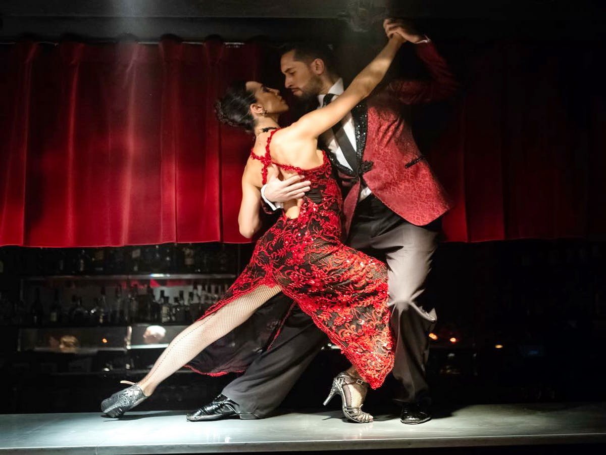 Rojo Tango Show with private transfer and optional dinner