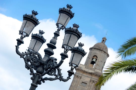 Poema del Mar Aquarium, Vegueta & Shopping Tour