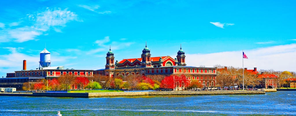 Statua di Ellis Island e tour di un giorno a due piani