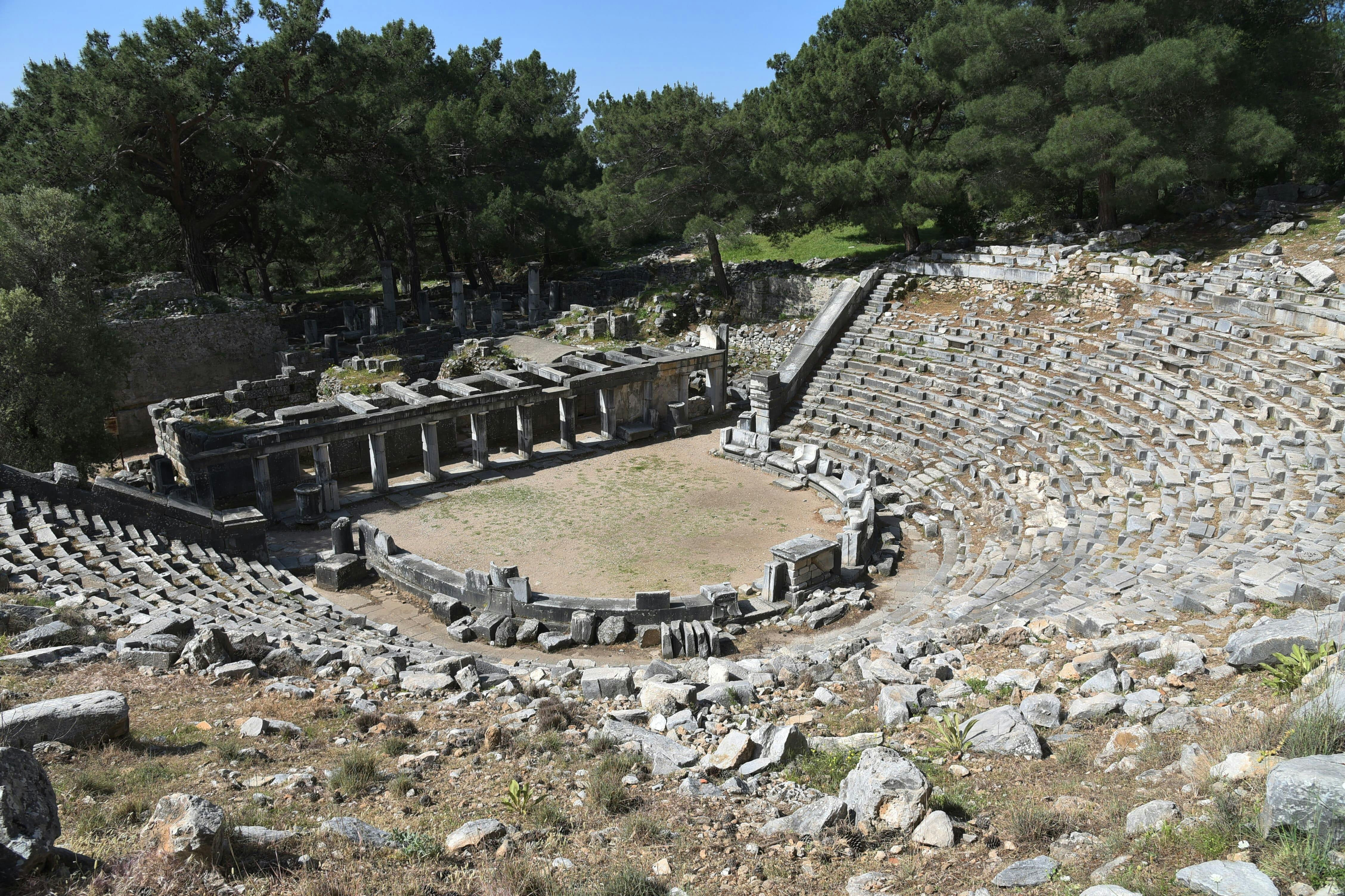 Priene, Milet & Didyma Tour