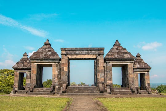 La fascinante entrada al templo de Ratu Boko