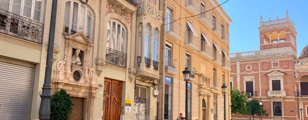 Self-guided discovery walk in Valencia and the Old Quarter