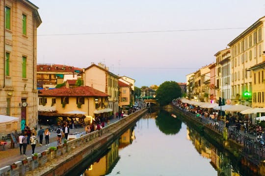 Passeggiata autoguidata alla scoperta della metropolitana di Milano con la street art ticinese