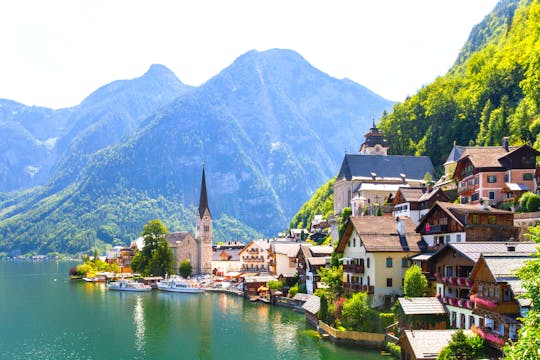Self-guided history discovery walk in Hallstatt