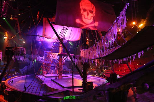 Pirates dinner adventure show in Buena Park